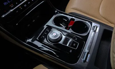 Kia Canival 2023, 36490 км, за 29200000 KRW - фото 9