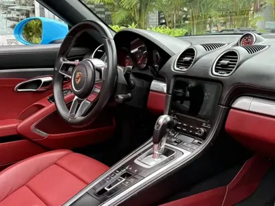 Porsche 718 2017, 70000 км, за 209800 CNY
