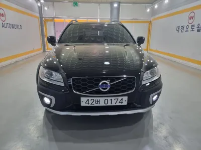 Volvo XC70 · 2016 год