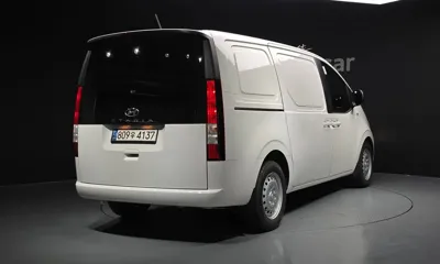 Hyundai Staria 2022, 5021 км, за 24500000 KRW - фото 2