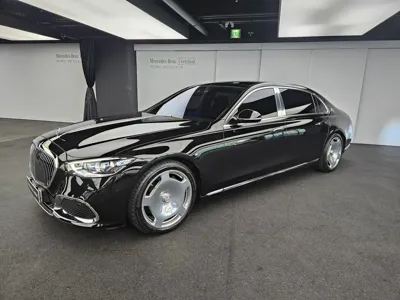 Mercedes-Benz S-Class · 2023 год