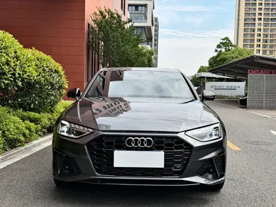 Audi A4L 2025, 7000 км, за 113600 CNY