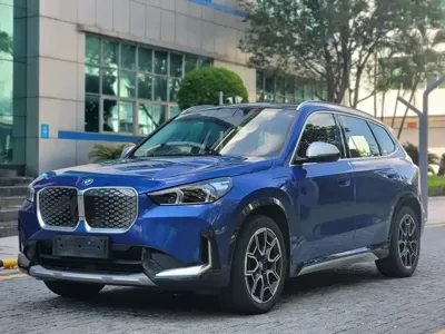 BMW iX1 · 2024 год