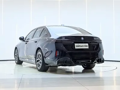 BMW i5 2025, 12800 км, за 239000 CNY - фото 17