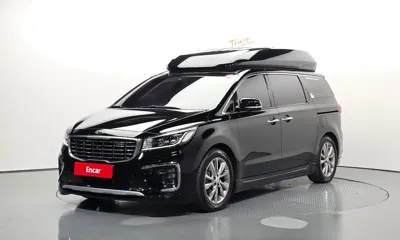 Kia Canival · 2020 год