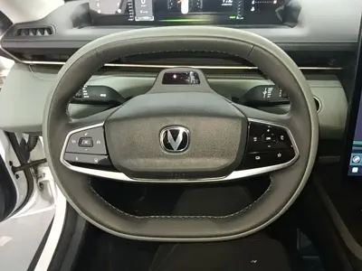 Changan Yida 2023, 11600 км, за 52699 CNY - фото 11