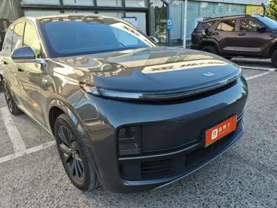 Li Auto Li L8 2023, 87000 км, за 193000 CNY