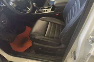 Ford Kuga 2018, 78700 км, за 57558.41 CNY - фото 10