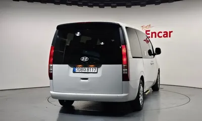 Hyundai Staria 2025, 27754 км, за 99990000 KRW