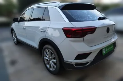 Volkswagen T-Roc 2019, 67800 км, за 54051.6 CNY