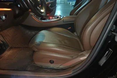 Mercedes-Benz E-Class 2017, 132800 км, за 230362.79 CNY - фото 15