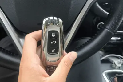 Geely Auto Vision X6 2016, 122500 км, за 24377.52 CNY - фото 20
