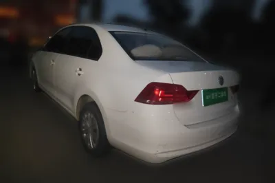 Volkswagen Santana 2021, 41000 км, за 43235.08 CNY