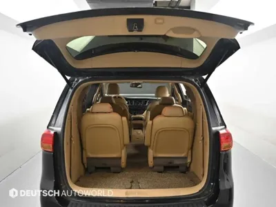 Kia Canival 2016, 175717 км, за 9990000 KRW - фото 6
