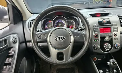 Kia Porte 2012, 109112 км, за 2500000 KRW - фото 12