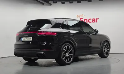Porsche Cayenne 2021, 26606 км, за 150000000 KRW - фото 2