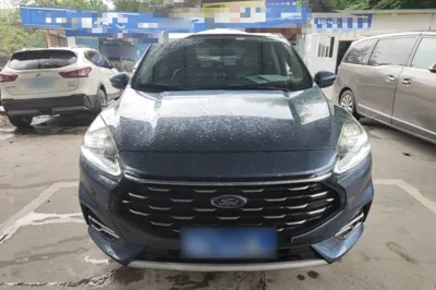 Ford Escape 2020, 25700 км, за 89848.76 CNY
