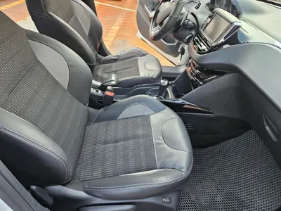 Peugeot 2008 2015, 126057 км, за 3500000 KRW - фото 11