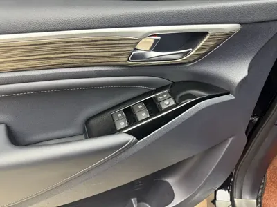 GAC Motor Trumpchi M8 2024, 7000 км, за 132800 CNY - фото 9