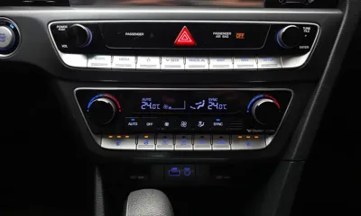 Hyundai Sonata 2018, 164318 км, за 8300000 KRW - фото 16