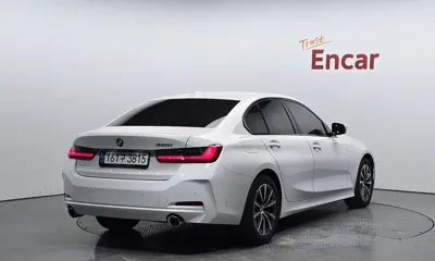 BMW 3-Series 2023, 31115 км, за 33000000 KRW