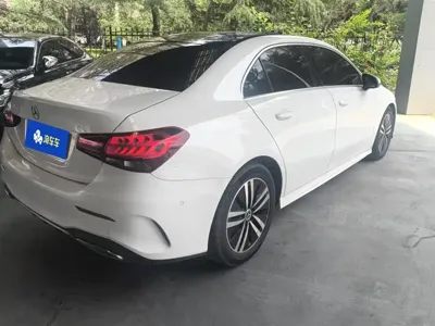 Mercedes-Benz A-Class 2020, 87000 км, за 83800 CNY