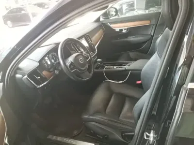Volvo S90 2019, 145200 км, за 90900 CNY - фото 15