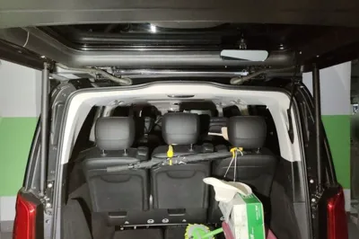 Mercedes-Benz V-Class 2018, 61200 км, за 183497.41 CNY - фото 19