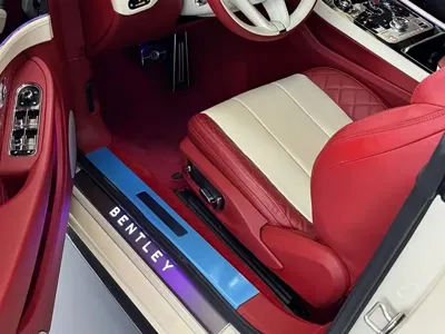 Bentley Continental 2022, 13000 км, за 2599000 CNY - фото 7