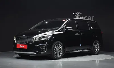 Kia Canival · 2019 год
