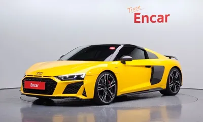 Audi R8 · 2021 год