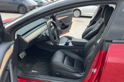 Tesla Model 3 2022, 93500 км, за 173817.28 CNY - фото 24