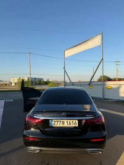 Mercedes-Benz E-Class 2021, 27000 км, за 35000000 KRW