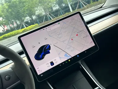 Tesla Model 3 2020, 113000 км, за 79000 CNY