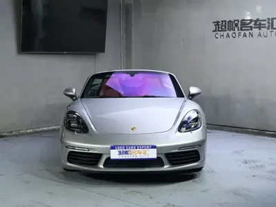 Porsche 718 2024, 12000 км, за 468000 CNY