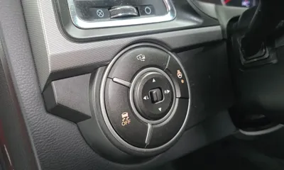 KG_Mobility_Ssangyong KORANDO 2017, 135199 км, за 8900000 KRW - фото 13