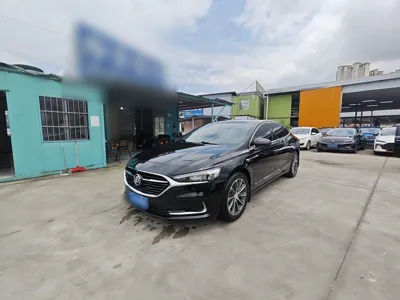 Buick LaCrosse · 2022 год
