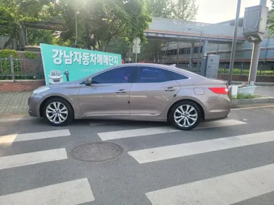Hyundai Grandeur 2012, 153248 км, за 4200000 KRW - фото 3