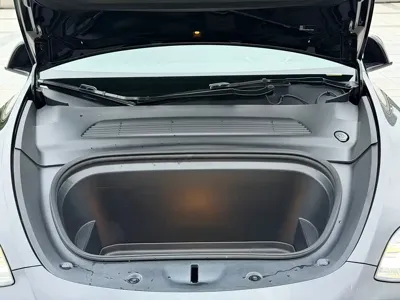Tesla Model Y 2022, 70000 км, за 148800 CNY - фото 22