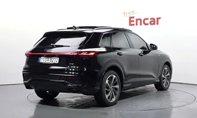Audi Q5 2025, 9323 км, за 76900000 KRW