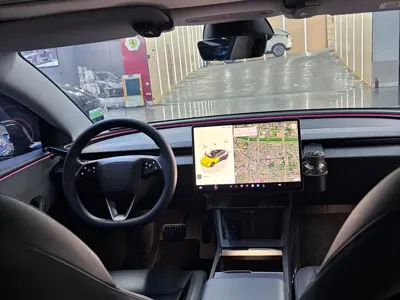 Tesla Model 3 2025, 59000 км, за 173800 CNY - фото 8