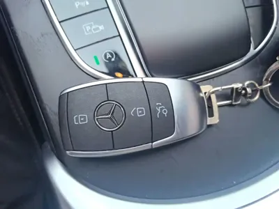 Mercedes-Benz C-Class 2021, 50199 км, за 130100 CNY - фото 9