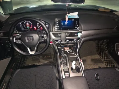 Honda Accord 2018, 72300 км, за 93481.86 CNY - фото 10