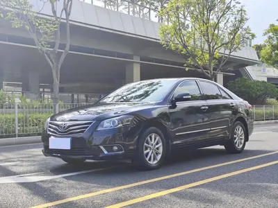 Toyota Camry · 2014 год