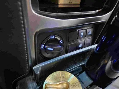 Toyota Prado 2018, 120000 км, за 309800 CNY - фото 17