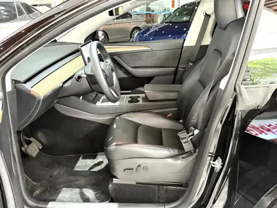 Tesla Model Y 2021, 88800 км, за 131800 CNY - фото 7