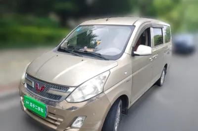 Wuling Rongguang V 2016, 56600 км, за 33238.6 CNY - фото 1