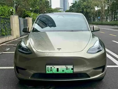 Tesla Model Y 2024, 80000 км, за 149800 CNY