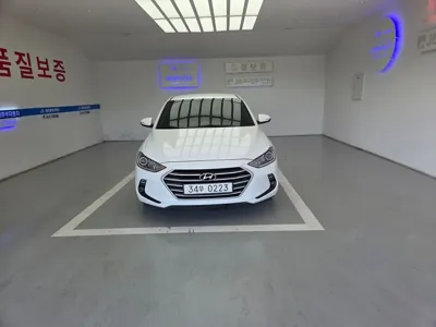 Hyundai Avante 2017, 113929 км, за 9300000 KRW - фото 1