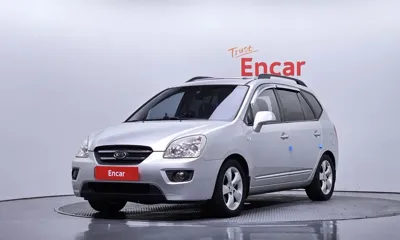 Kia Carens · 2009 год